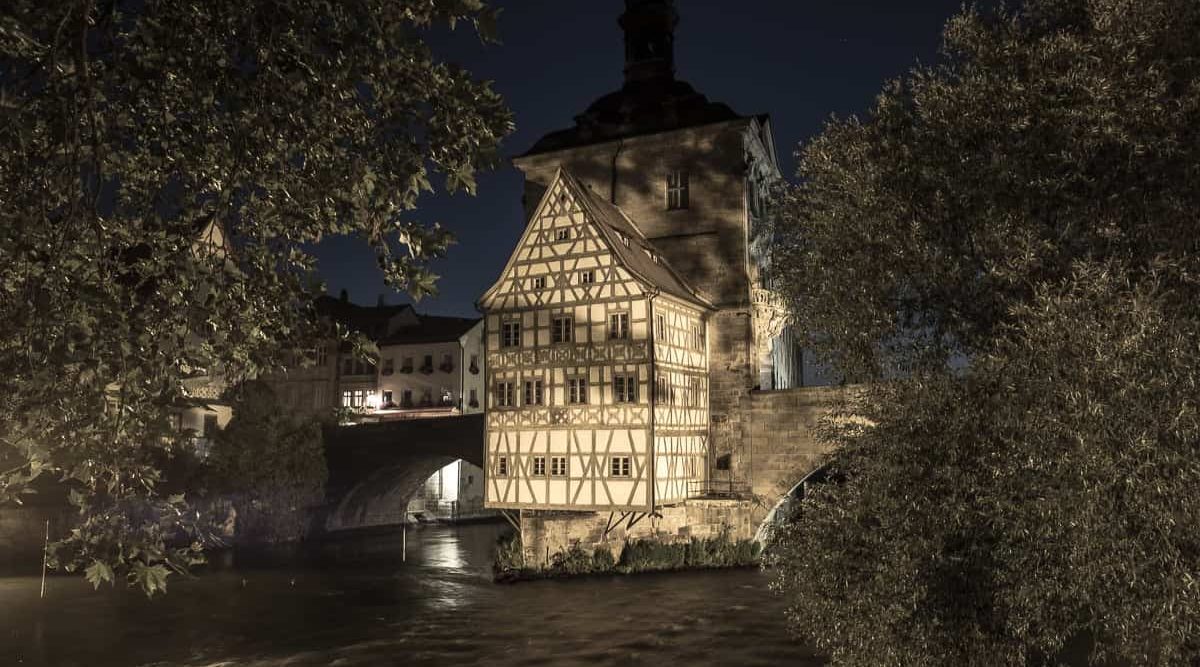 altes-rataus-bamberg-nacht