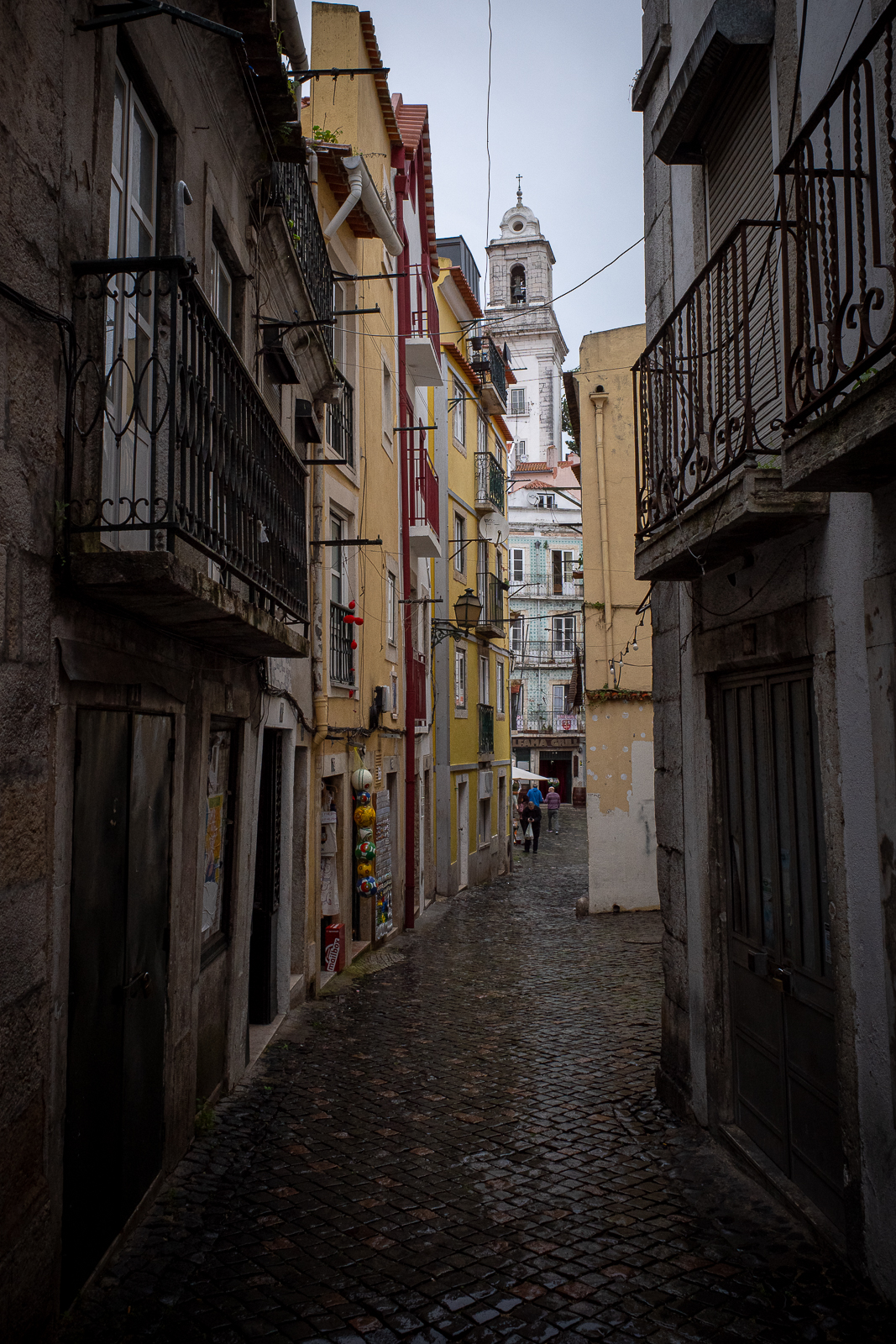 Farbige Gassen in Lissabon